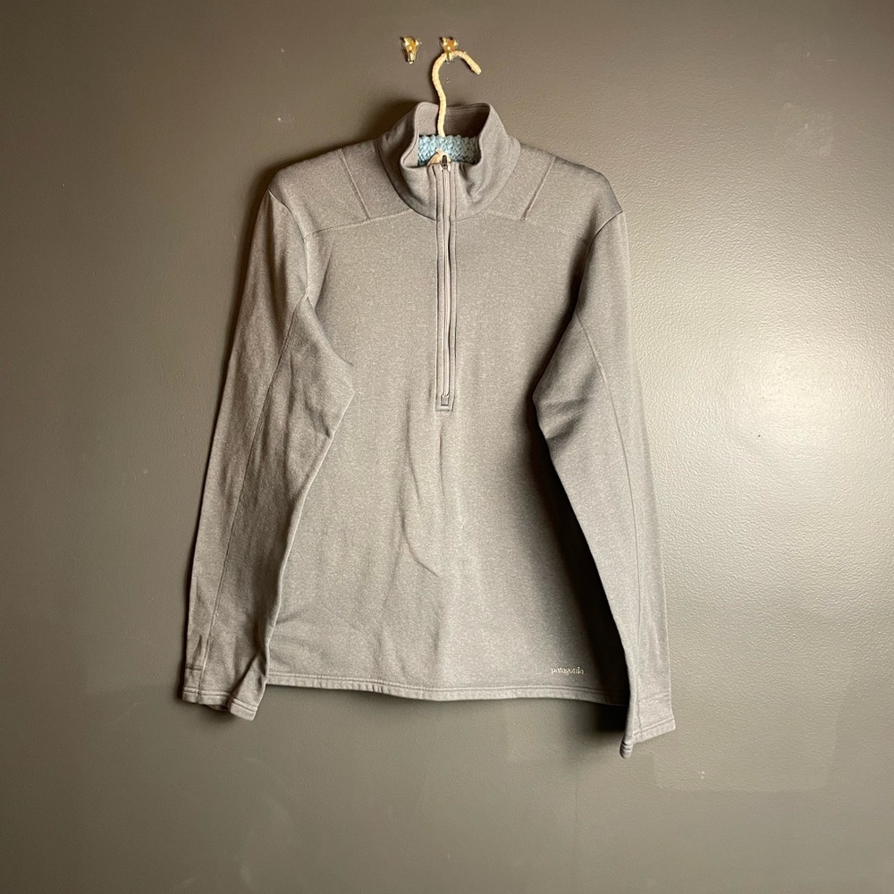 694. Patagonia Gray Zip Fleece